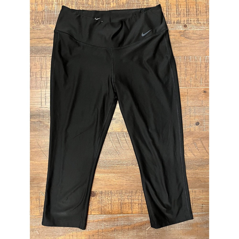 Nike Womens Power Training Capri Black Size Medium 802948-010